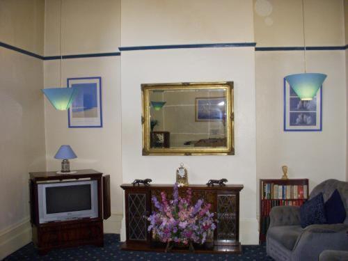 Beaucliffe Hotel Манчестър Екстериор снимка