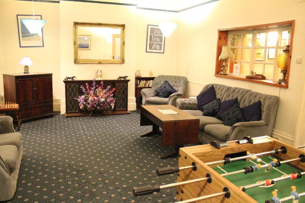 Beaucliffe Hotel Манчестър Екстериор снимка